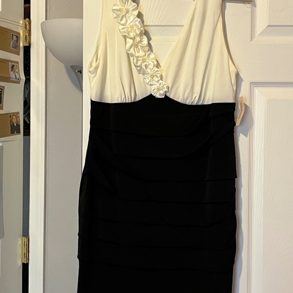 Cocktail dress - Picture 1 of 1